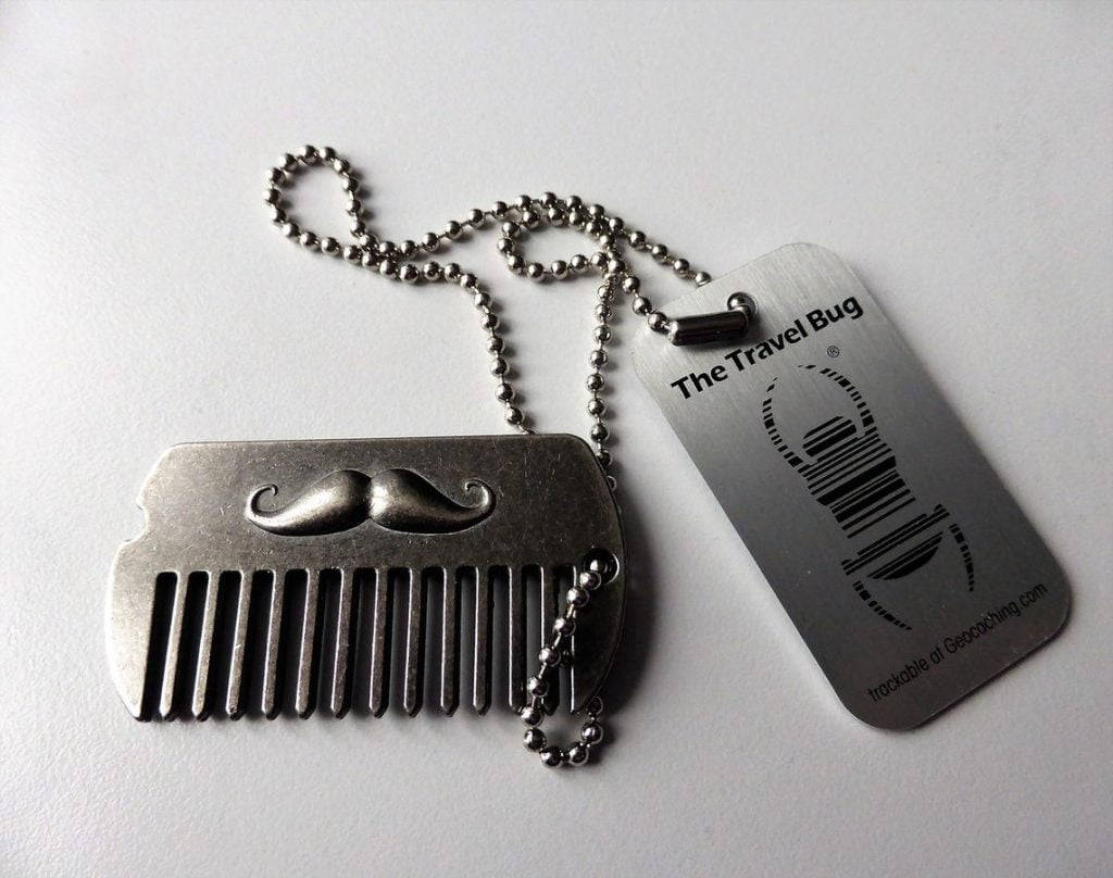 trackable, uno degli oggetti usati nel geocaching