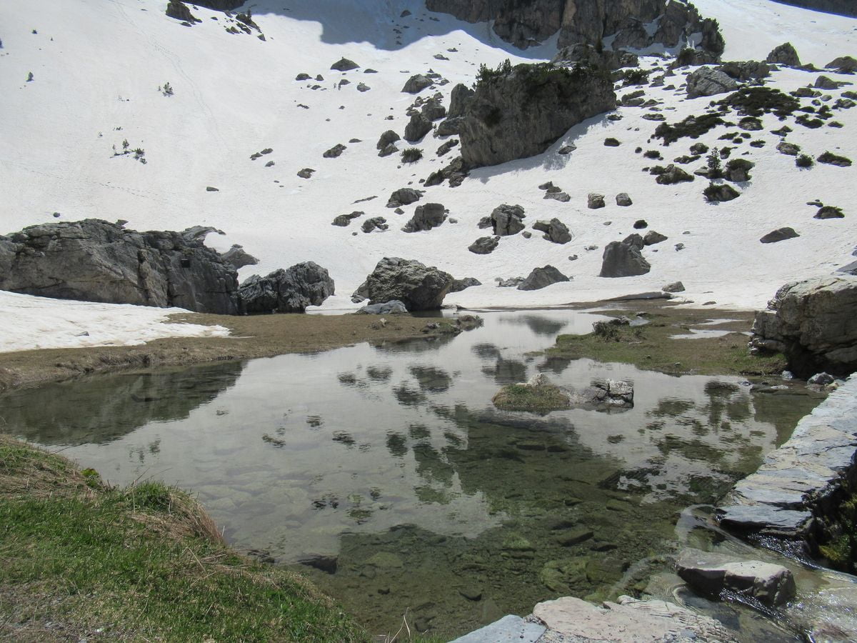 una delle tappe dell'escursione al rifugio Garelli è il laghetto del Marguareis
