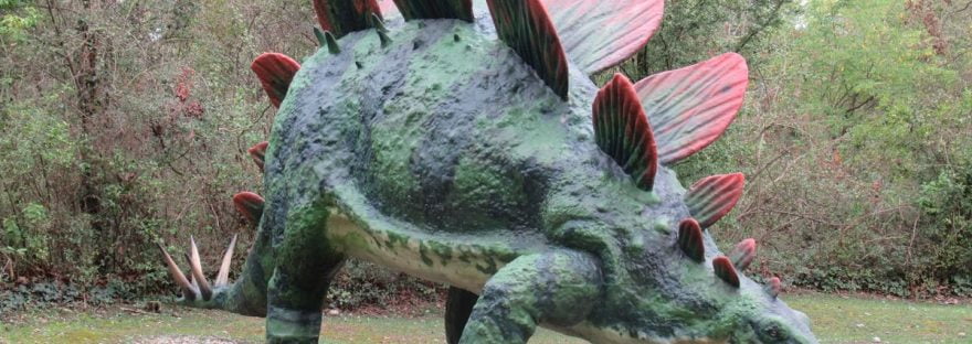 stegosauro al Parco della Preistoria