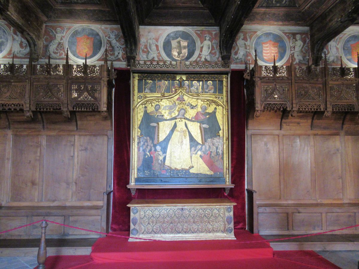 Madonna della Misericordia di Hans Clemer a Casa Cavassa