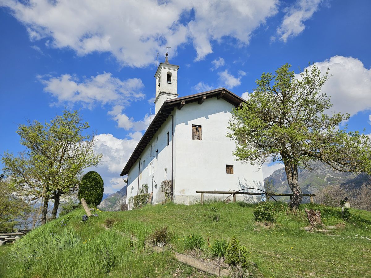 cappella della Madonna del Pino a Demonte