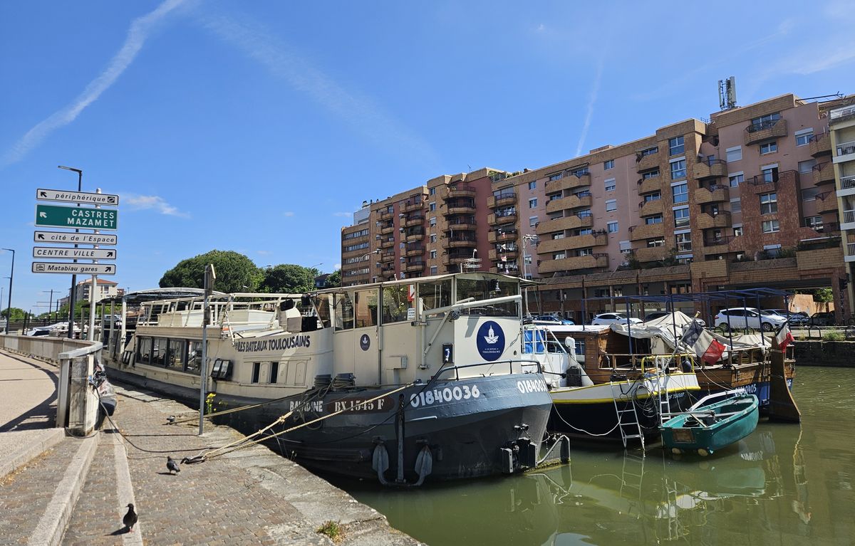 proseguendo verso il centro lungo il Canal du Midi
