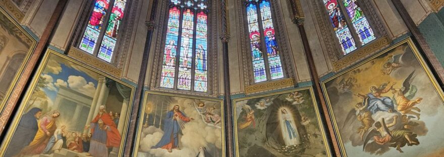 interno della chiesa di Saint-Laurent a Ibos